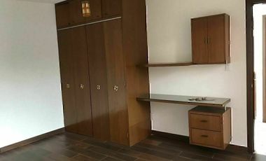 CASA EN VENTA CON HERMOSO JARDÍN