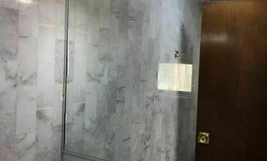 CASA EN VENTA CON HERMOSO JARDÍN