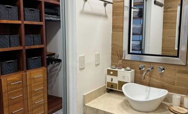 Departamento con vista al mar  en el  Country Club Campeche