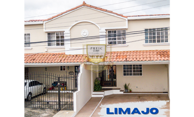 Venta de excelente casa en Limajo, Altos de Panamá