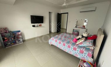 Oportunidad única: casa de 495 m² con garaje doble en La Castellana, Montería