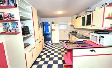 Casa en venta en Villa Udaondo