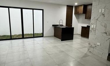 CASA EN RENTA EN REAL CAMPESTRE