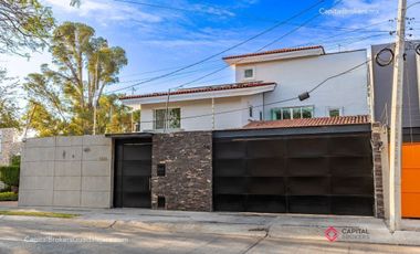 Casa en venta para Remodelar en Rinconada Santa Rita cerca Consulado Americano