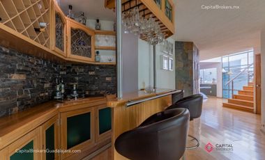 Casa en venta para Remodelar en Rinconada Santa Rita cerca Consulado Americano