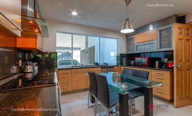 Casa en venta para Remodelar en Rinconada Santa Rita cerca Consulado Americano