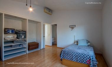 Casa en venta para Remodelar en Rinconada Santa Rita cerca Consulado Americano
