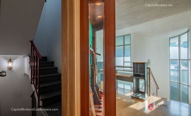 Casa en venta para Remodelar en Rinconada Santa Rita cerca Consulado Americano
