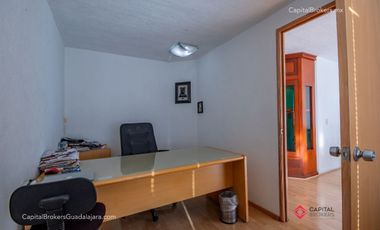 Casa en venta para Remodelar en Rinconada Santa Rita cerca Consulado Americano