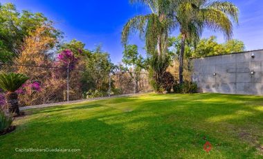 Casa en venta para Remodelar en Rinconada Santa Rita cerca Consulado Americano