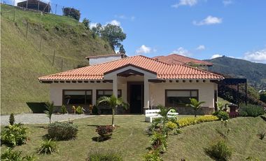 Casa finca Campestre vía Rionegro, San Vicente Ferrer.condominio.