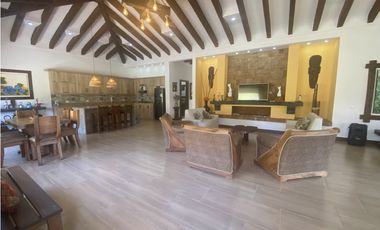 Casa finca Campestre vía Rionegro, San Vicente Ferrer.condominio.