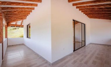 VENDO FINCA MARINILLA 6.500 MTS CERCA DEL PUEBLO CH