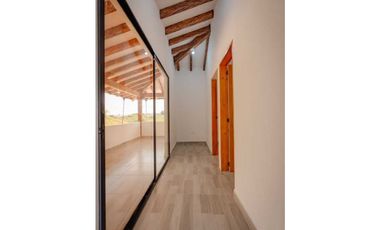 VENDO FINCA MARINILLA 6.500 MTS CERCA DEL PUEBLO CH