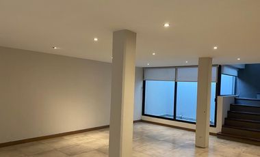 VENTA BELLA CASA EN INTERLOMAS