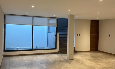 VENTA BELLA CASA EN INTERLOMAS