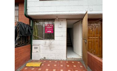 Vendo Casa en barrio Villa Flores - Medellín