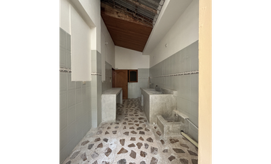 VENTA  O ARRIENDO DE CASA ESQUINERA EN ZONA ORIENTE