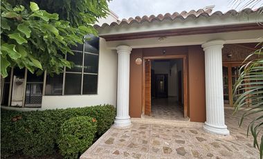 VENTA  O ARRIENDO DE CASA ESQUINERA EN ZONA ORIENTE