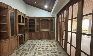VENTA  O ARRIENDO DE CASA ESQUINERA EN ZONA ORIENTE
