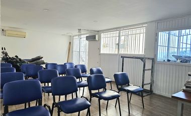 Local central 240 metros santa marta