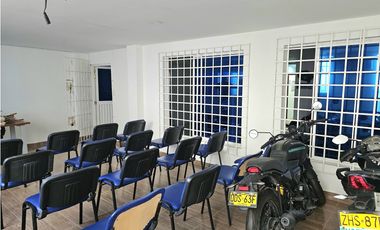 Local central 240 metros santa marta