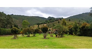 Vendo espectacular casa Quinta en Sopo