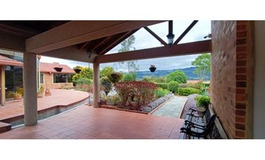 Vendo espectacular casa Quinta en Sopo