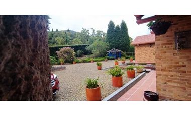 Vendo espectacular casa Quinta en Sopo