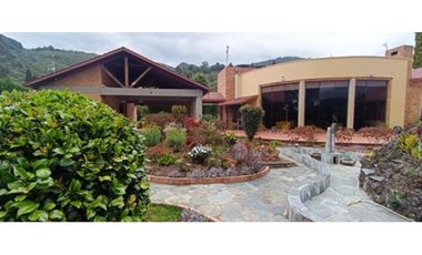 Vendo espectacular casa Quinta en Sopo