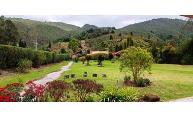 Vendo espectacular casa Quinta en Sopo