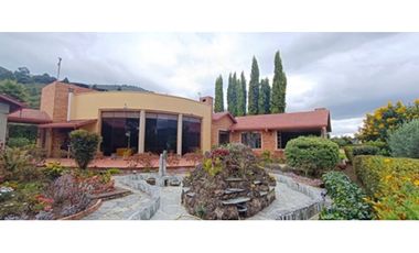 Vendo espectacular casa Quinta en Sopo