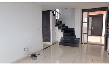 Venta de Apartamento Dúplex con Terraza en Yerbabuena – Ibagué