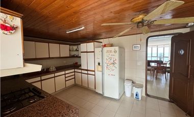 Amplio apartamento frente al mar
