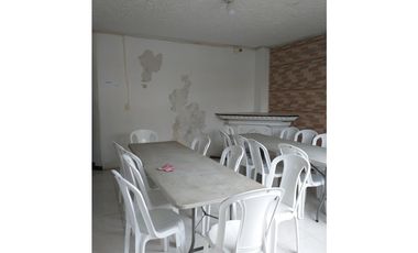 VENTA AMPLIA CASA OPCION DE INVERSION - EXCELENTE UBICACION PEREIRA