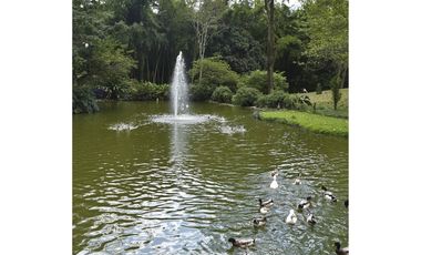 FINCA CABALLISTA CON LAGO EN GIRARDOTA