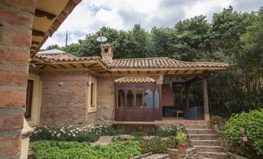 ARRIENDO CASA CAMPESTRE  ORQUIDEA AMOBLADA  CONDOMINIO -VILLA DE LEYVA