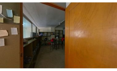OFICINA-BODEGA PARA VENTA