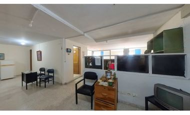 OFICINA-BODEGA PARA VENTA