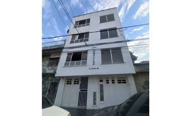 Vendo apartamento en el norte de cali barrio chapinero segundo piso