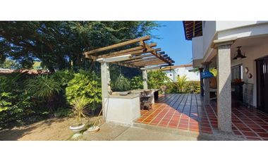 Venta de casa en conjunto cerrado frente al mar Don Jaca – Santa Marta