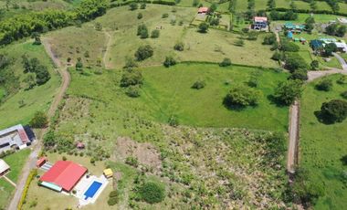 LOTE EN VENTA EN ALCALA - VALLE