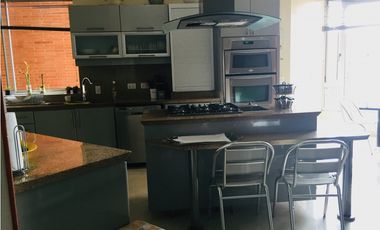 VENTA/ARRIENDO APTO CON TERRAZA ROSALES BAJO VISTA AL OCCIDENTE BOGOTA