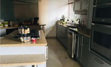 VENTA/ARRIENDO APTO CON TERRAZA ROSALES BAJO VISTA AL OCCIDENTE BOGOTA
