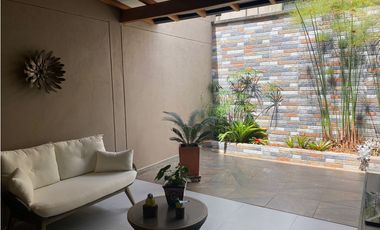 VENTA DE CASA EN SAN ANTONIO