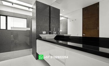 Hacienda Fontanar casa tipo L 100% remodelada