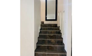 Barrio Las Flores - Casa en venta y/o permuta