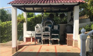 Casa en venta en Melgar sector La Herradura