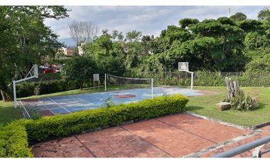 Maat Vende Casa  en Condominio  Villeta 216m2 650Millones
