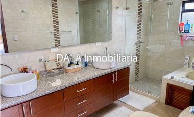 CASA CAMPESTRE EN VENTA EN COTA, VEREDA LA MOYA. INMOBILIARIAS COTA